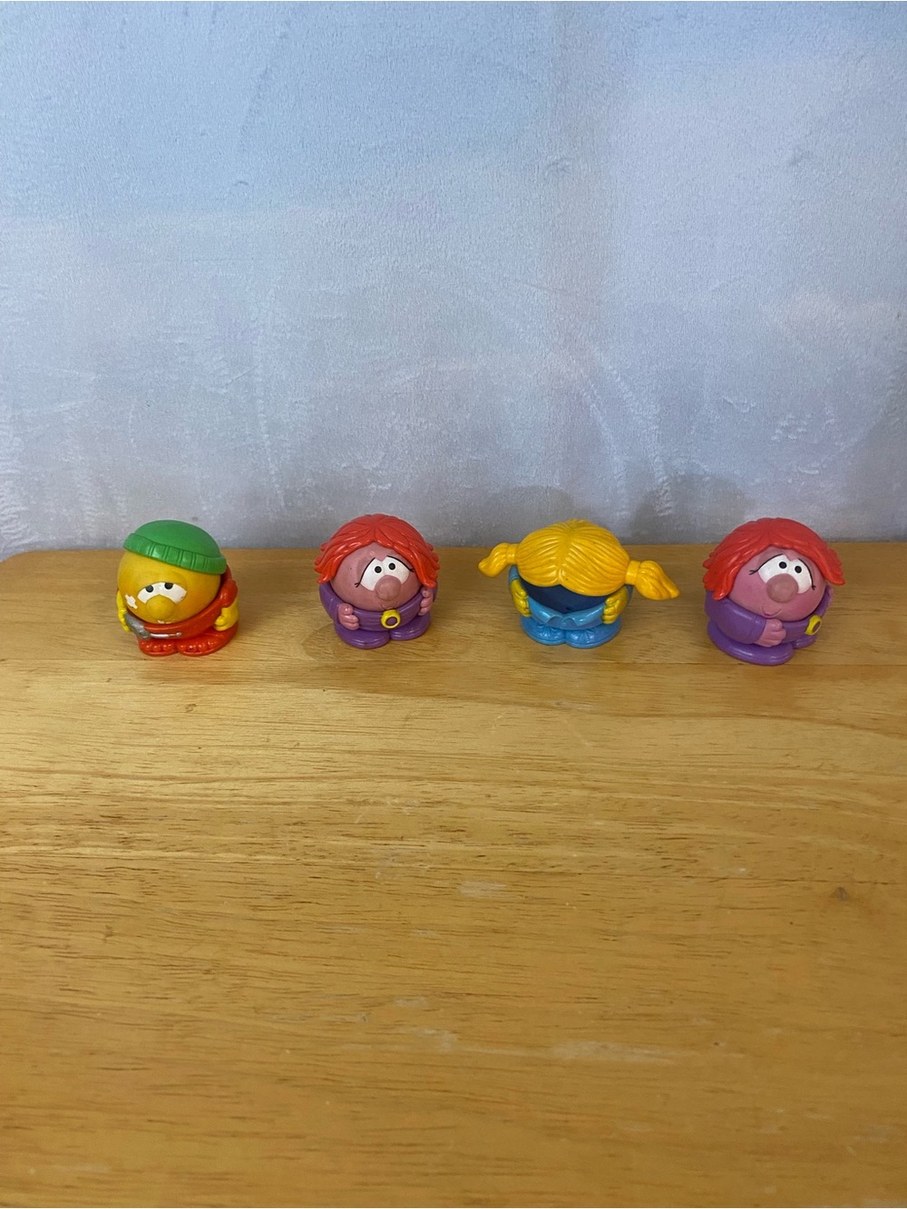 Vintage 1985 Parker Brothers Nerfuls round character Figures